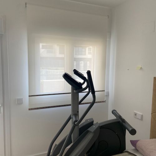 Estor enrollable habitación